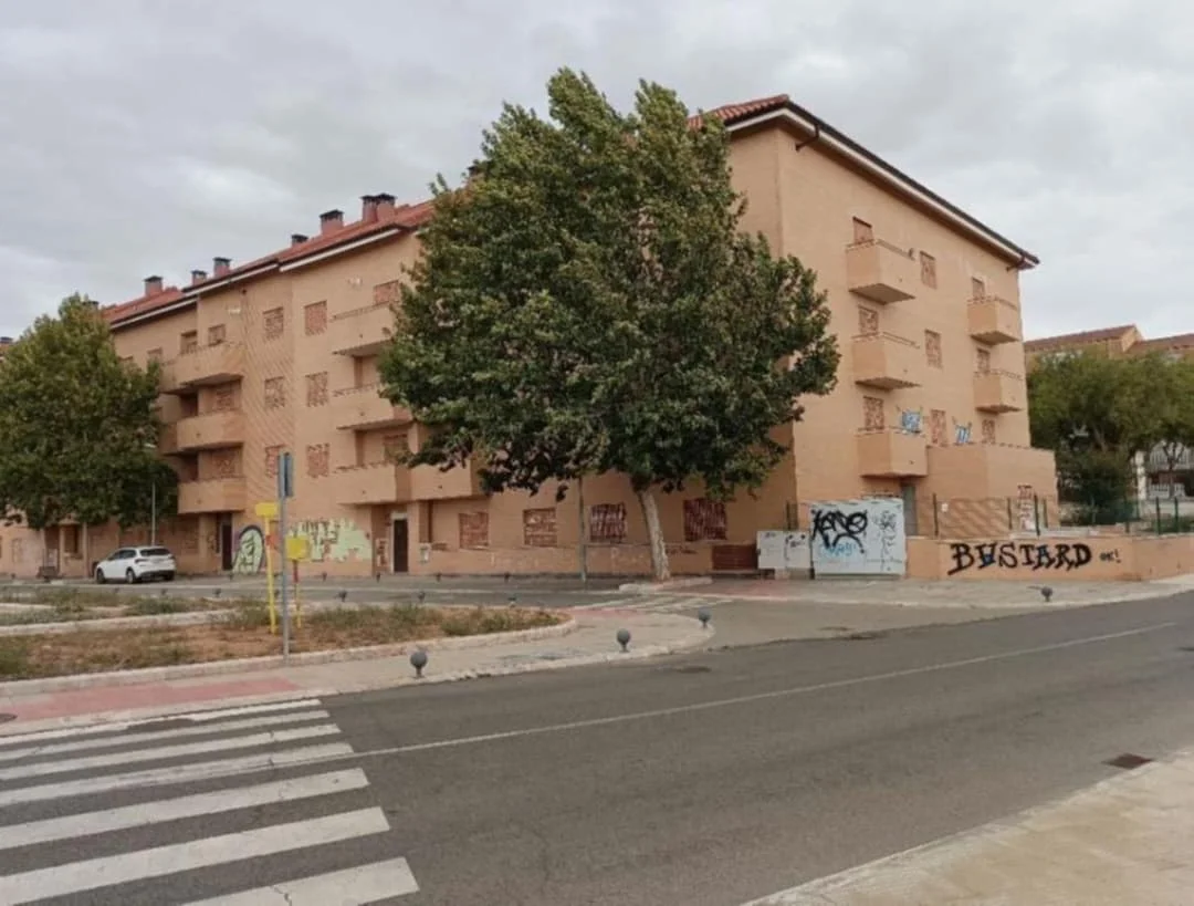 Promoción residencial parada en Valdepeñas