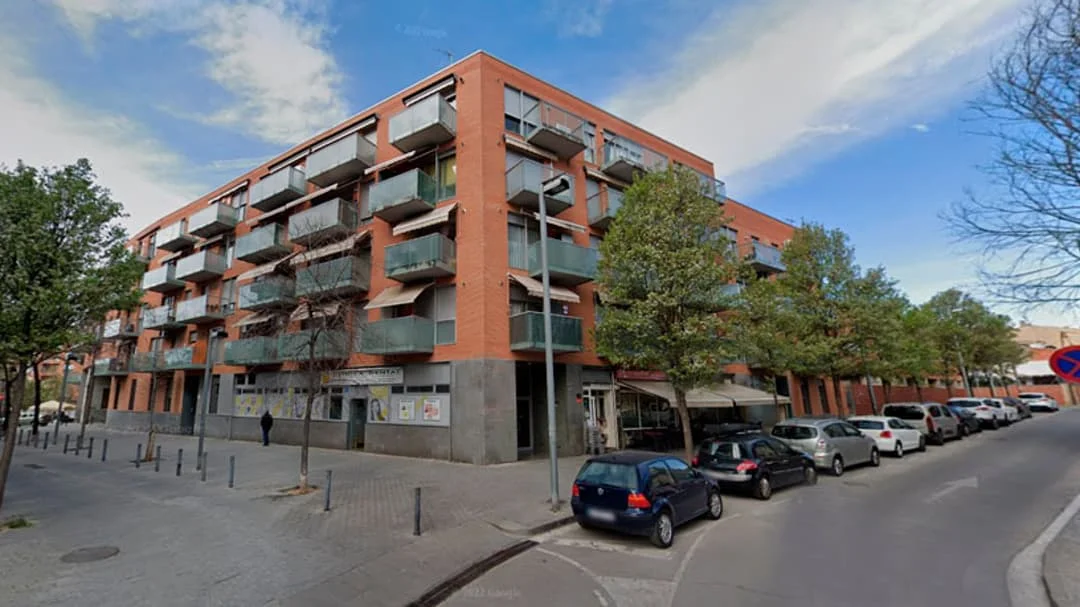 Garaje céntrico en Rubí de 9 m²