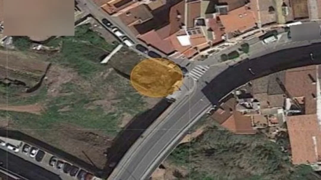 Solar urbano en Cervelló cerca del centro