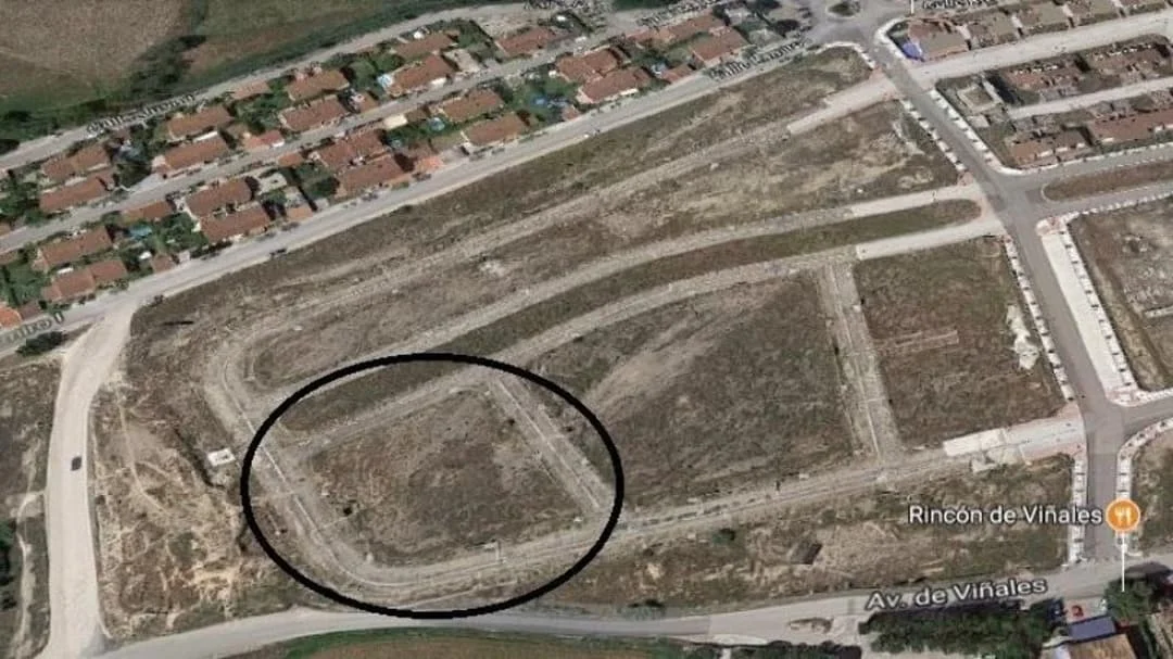 Terreno urbanizable en Pinseque, 2.009 m²