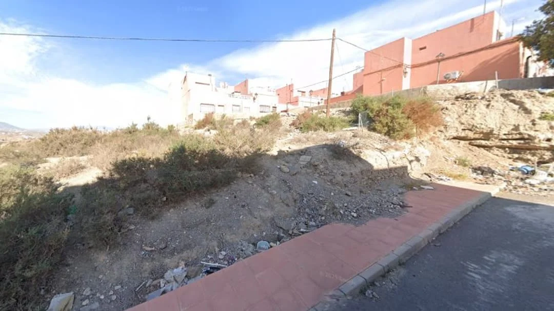 Urban Rioja plot with development potential