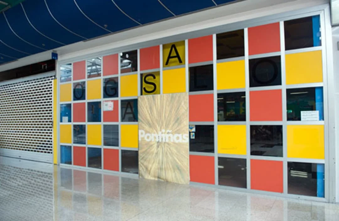 Local comercial en Lalín, 122 m²