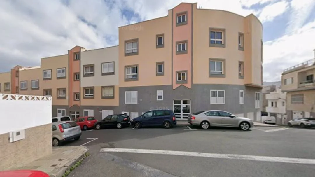 Rented garage space in Ingenio