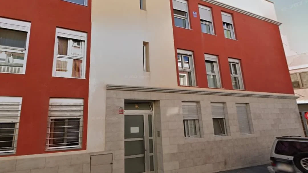 Occupied 5 m² auction asset