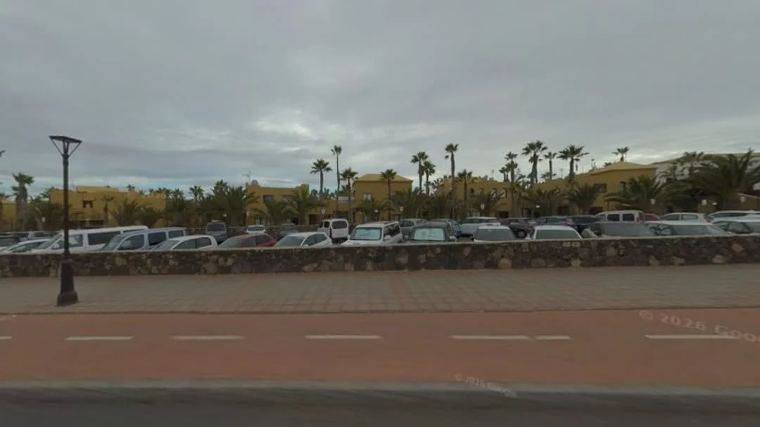 Local comercial en Oliva de 183 m²