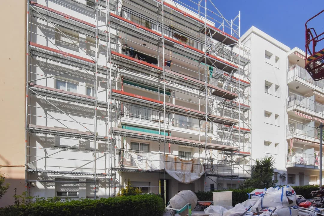 Piso orientado al sur, 3 dormitorios en Palamós