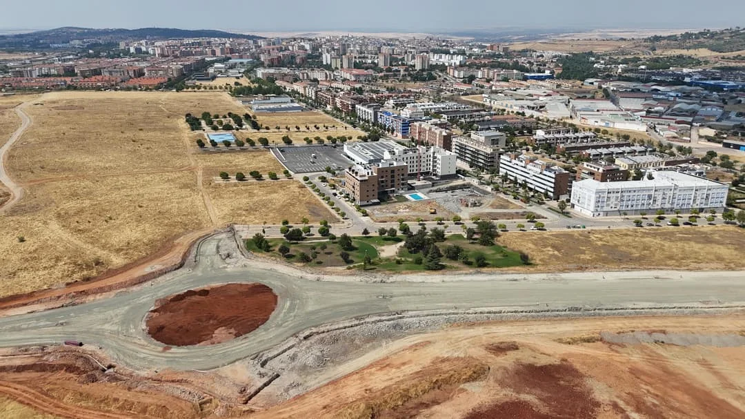 Parcela urbana para desarrollo en Cáceres