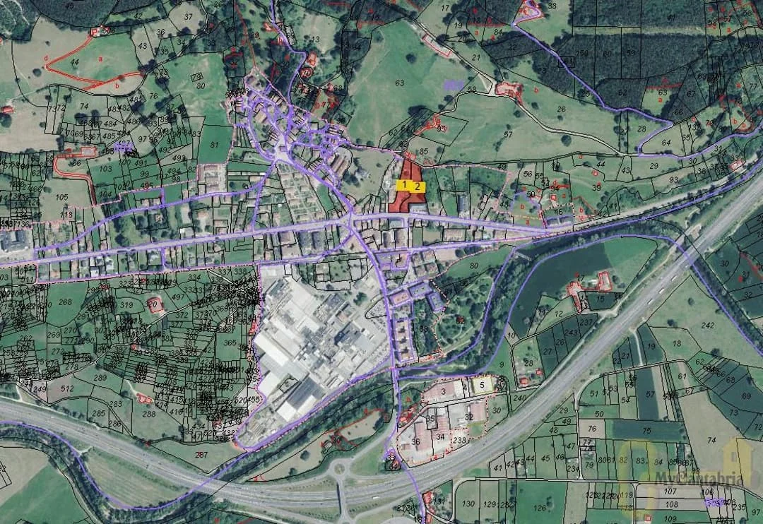 Suelo urbano edificable de 6.560 m²