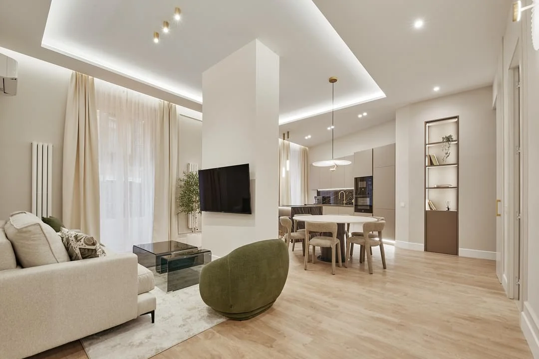 Transforming University flat, 3 bedrooms