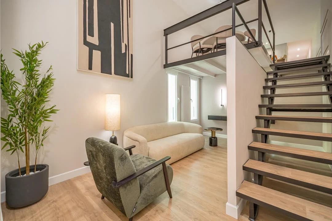 Transformed Salamanca duplex with private patio