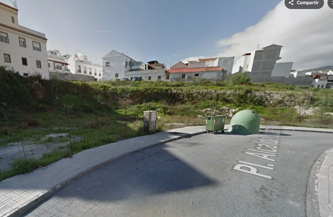 Solar urbano en Salobreña de 3.900 m²