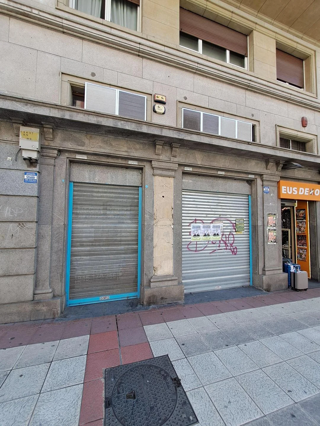 Local comercial en Vitoria de 414 m²