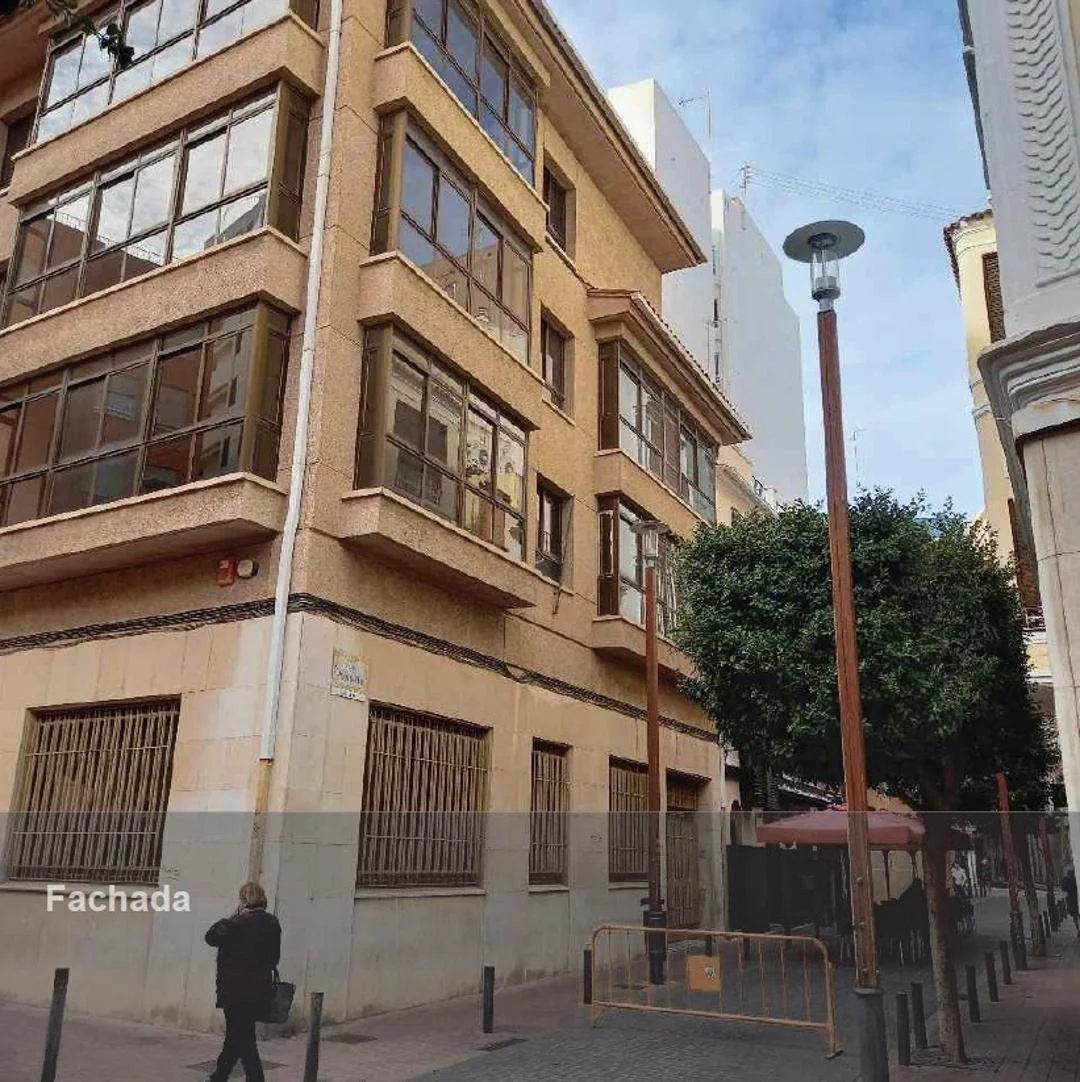 Edificio de oficinas céntrico de 1.115 m²
