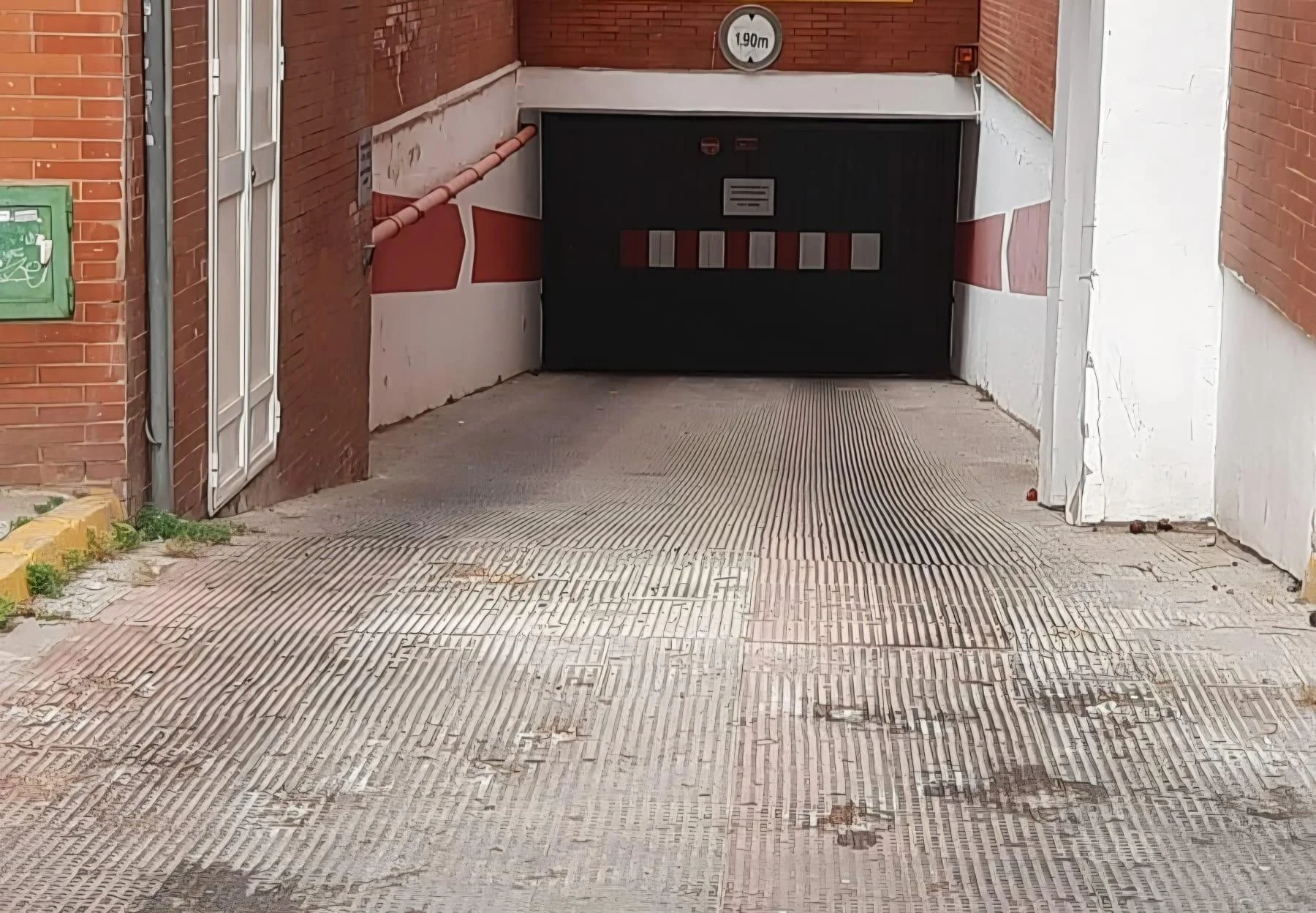 12 m² garage in Tiro de Línea