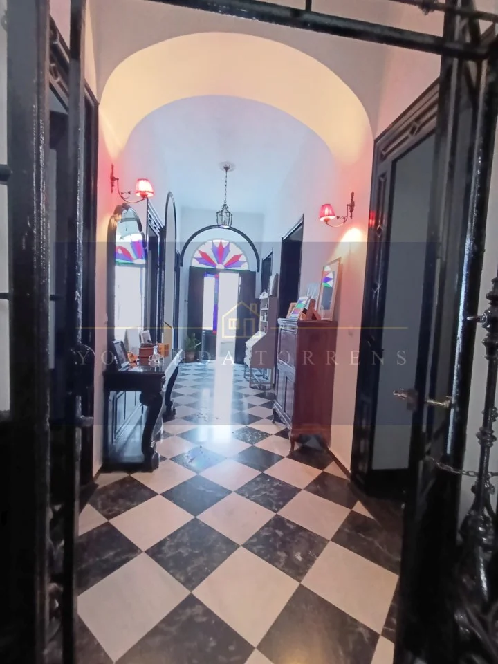 Casa señorial céntrica con piscina