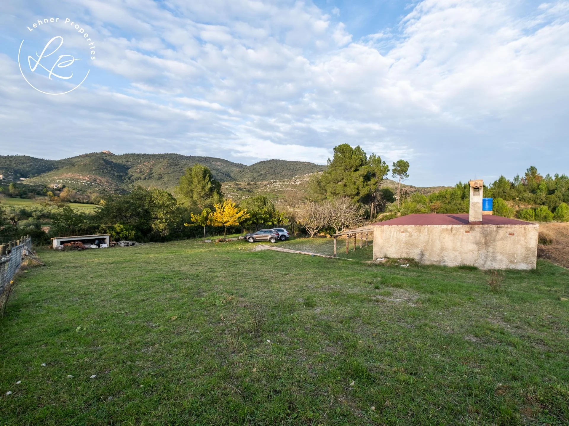 Biure rustic estate, 189 m² building