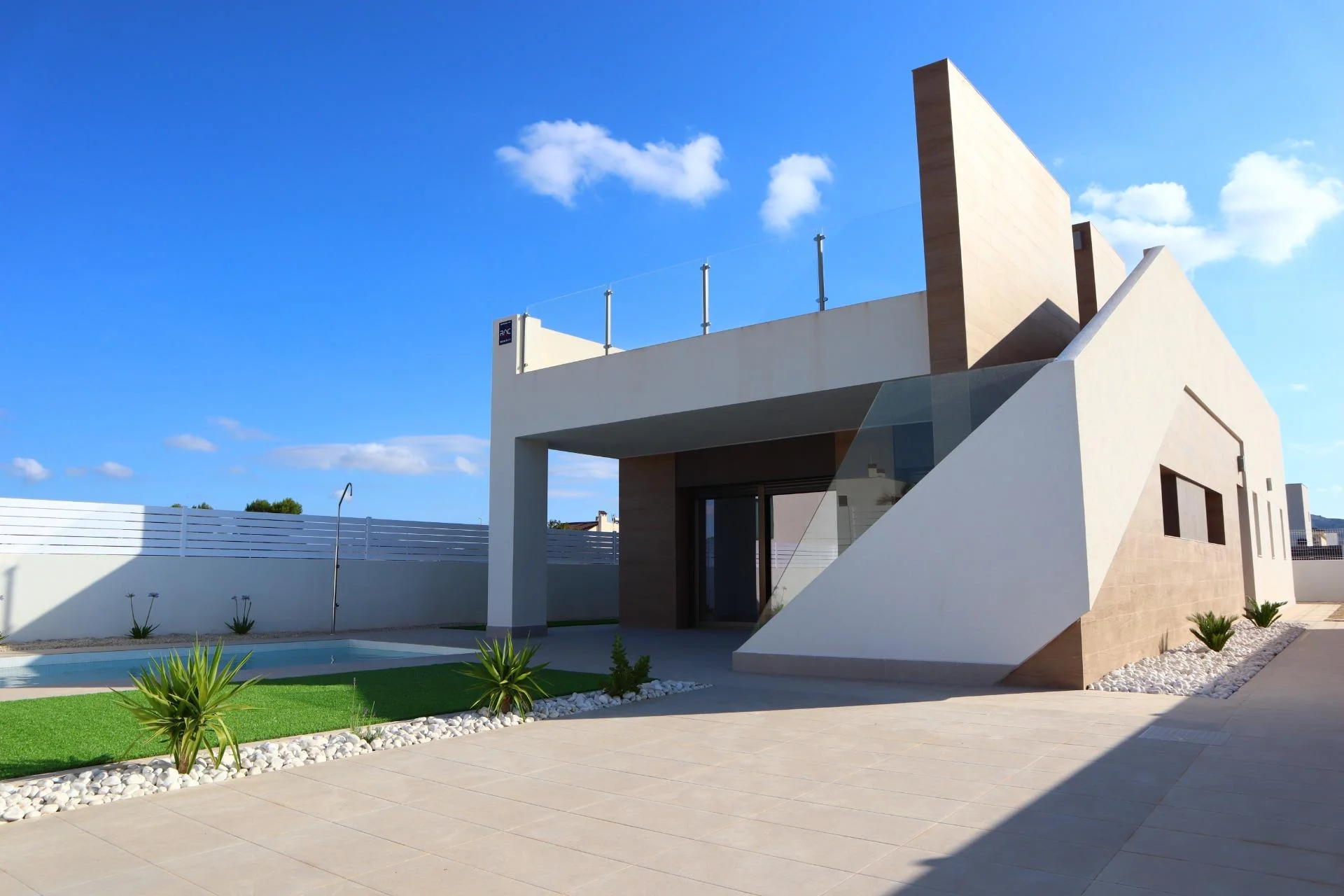 New Tolomo house with private pool