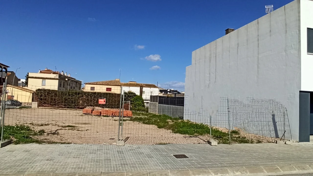 Parcela urbana cerca de La Munia, 200 m²