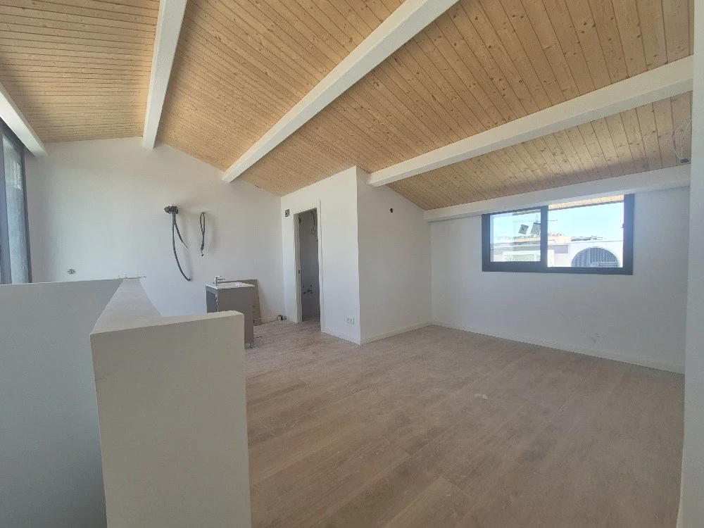 New-build duplex with 66 m² terrace