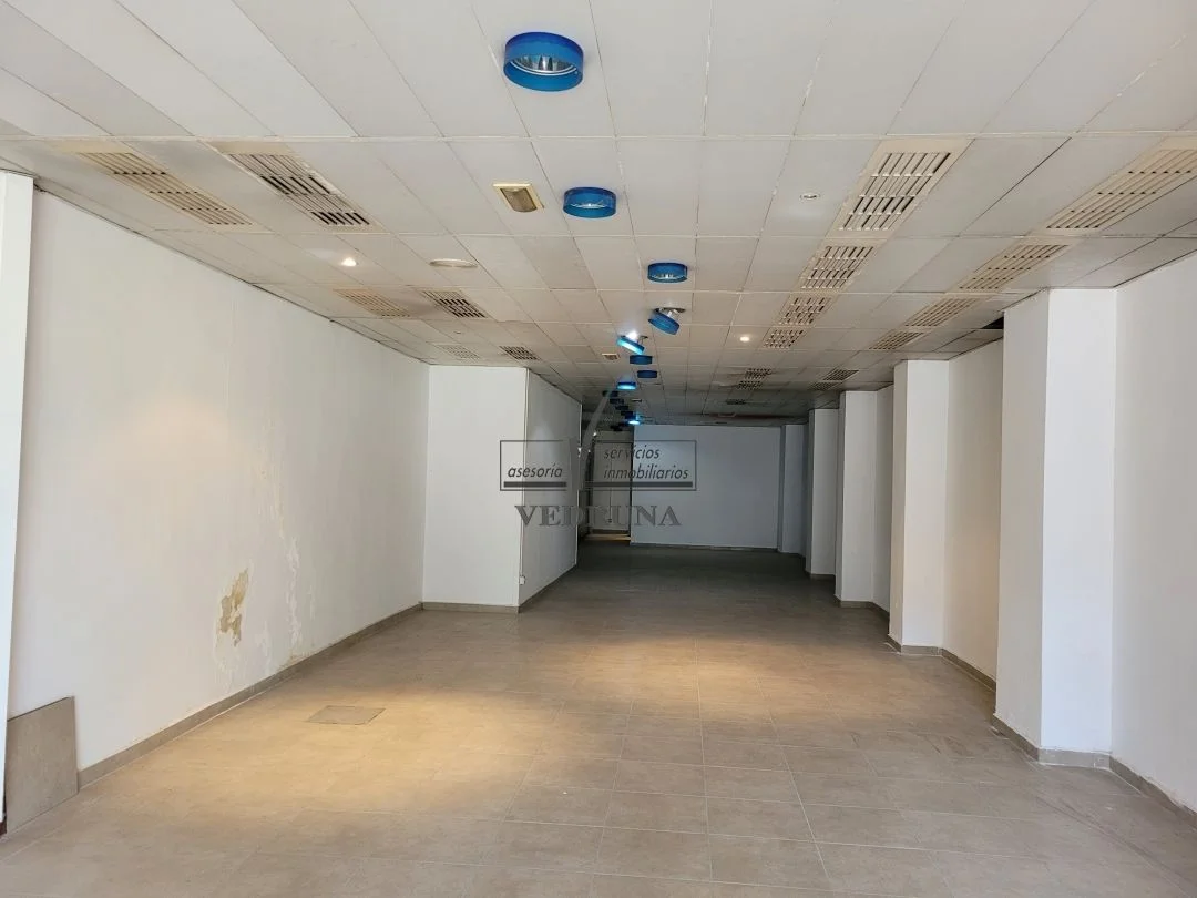 Central Zaragoza commercial unit, 226 m²