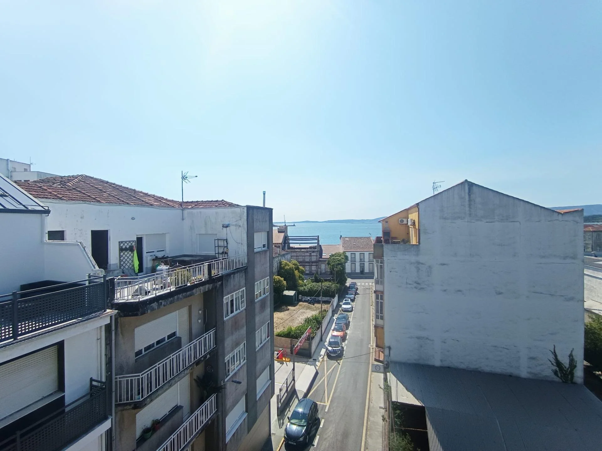 Piso para reformar cerca de la playa de Compostela
