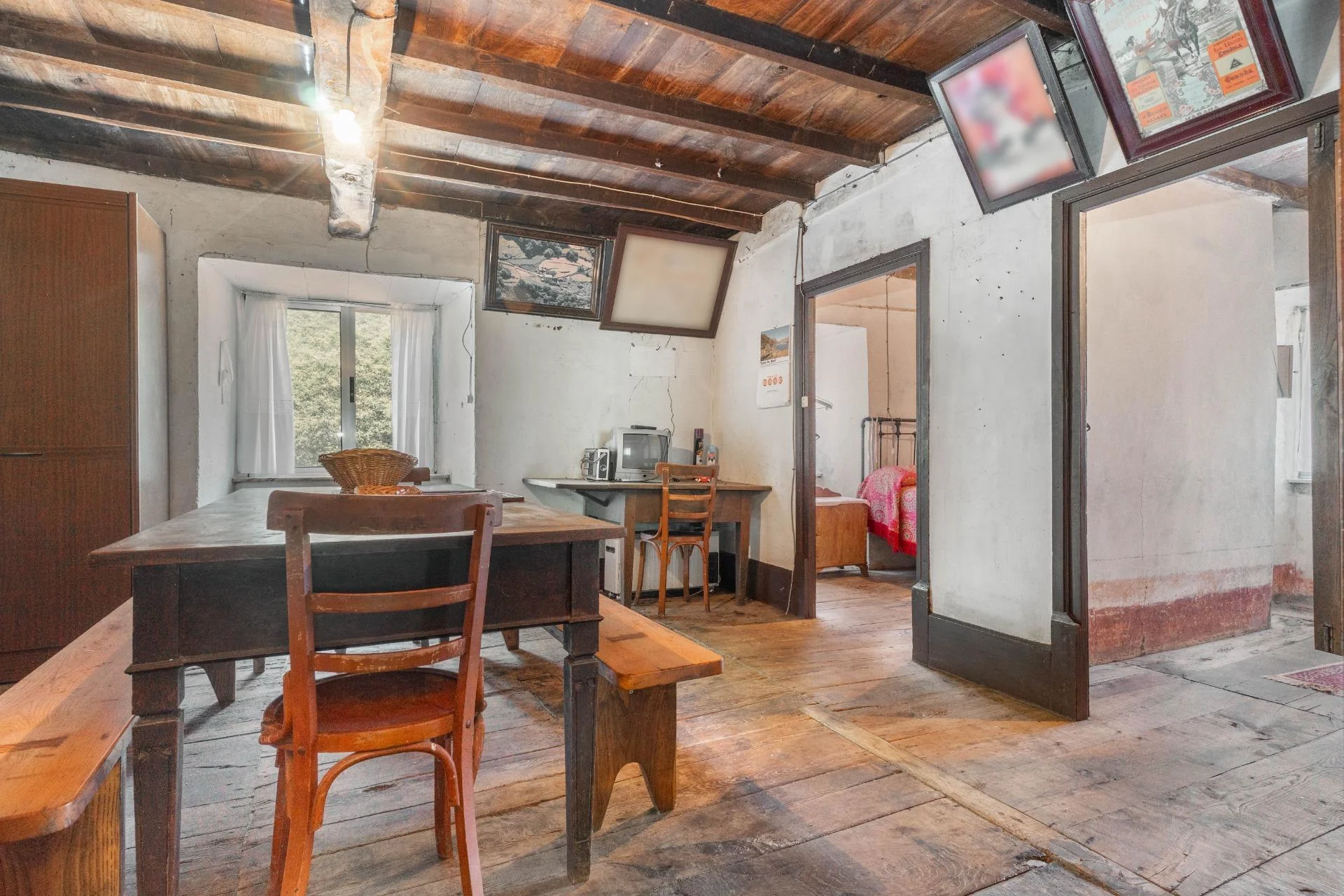 Casa asturiana con rehabilitación parcial