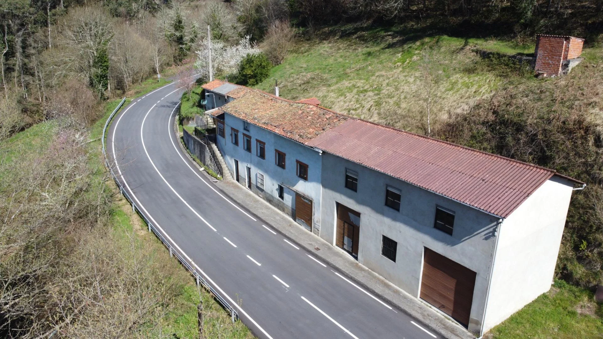 Finca asturiana con 483 m² construidos