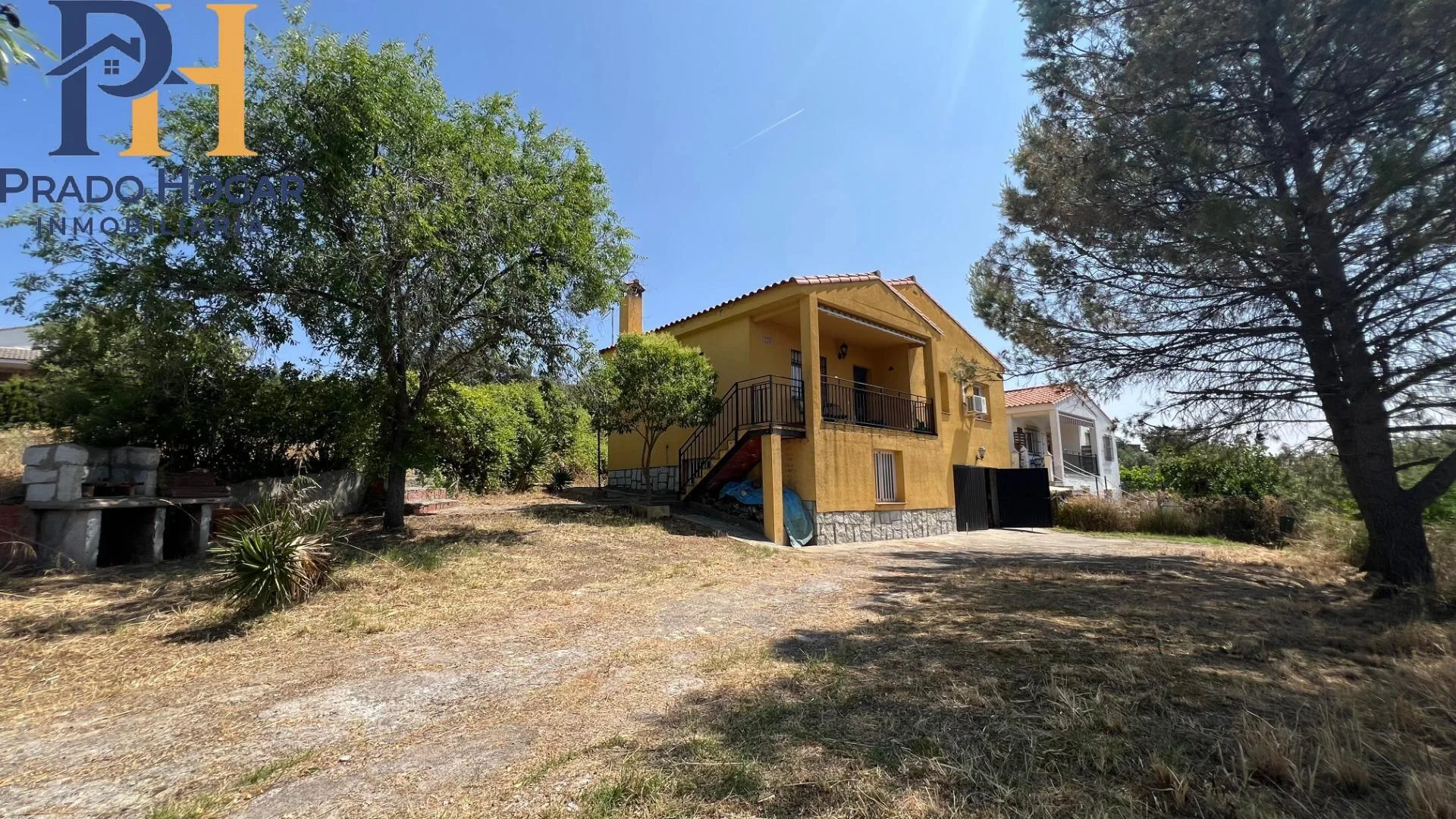 Chalet independiente con parcela de 651 m²