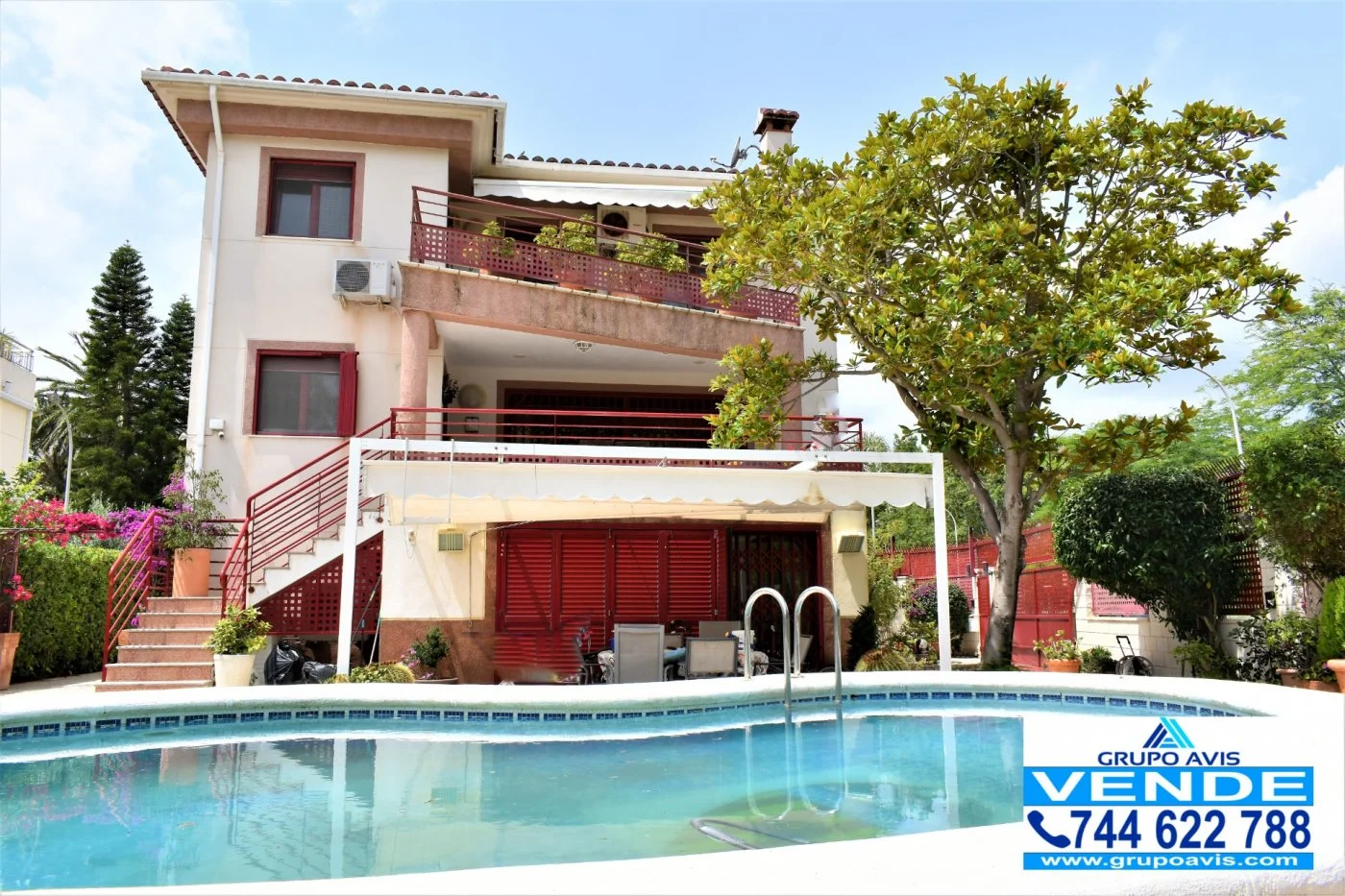 Oliva villa with pool, 4 bedrooms