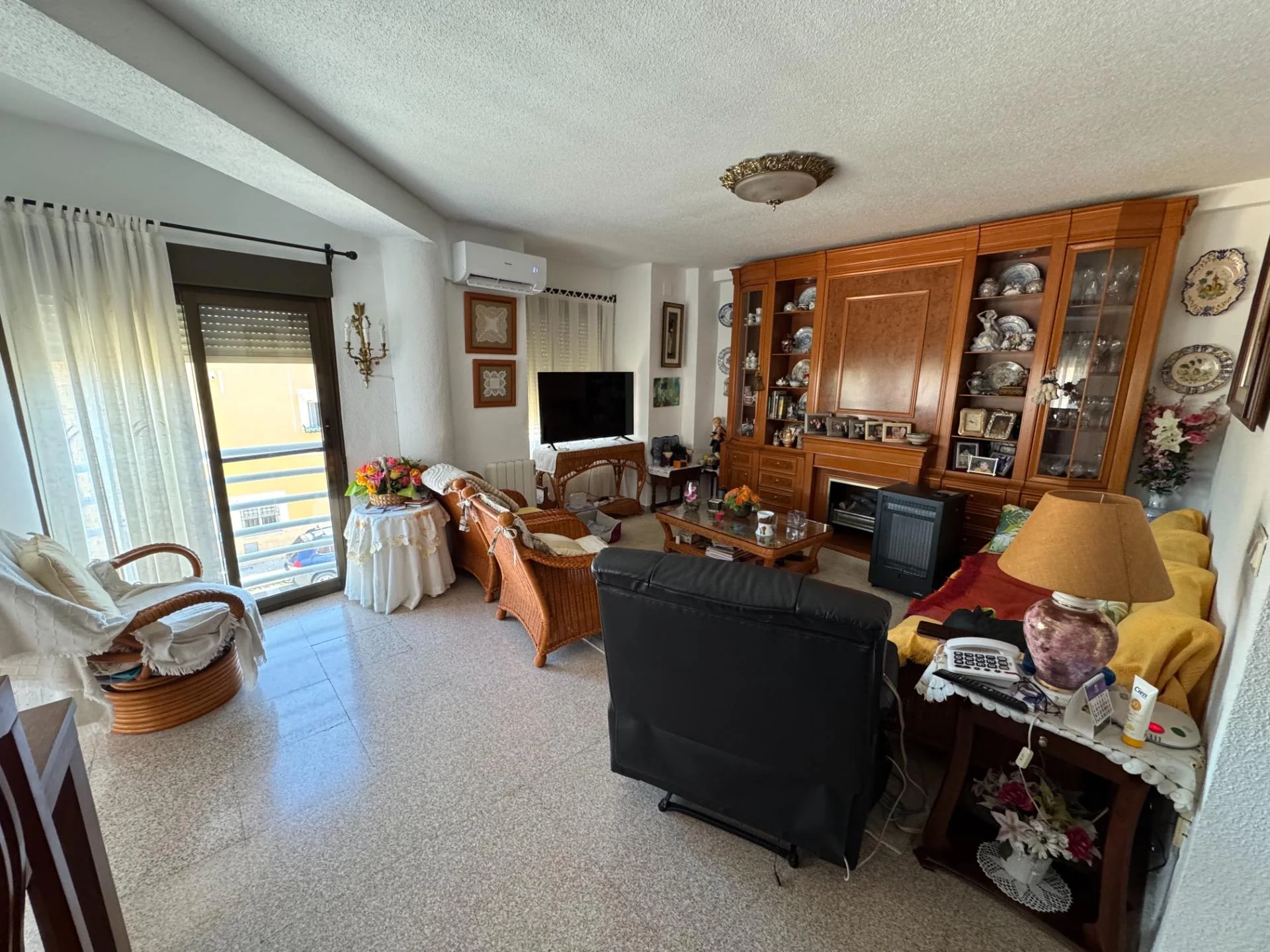Amplio piso en Alicante con seis dormitorios
