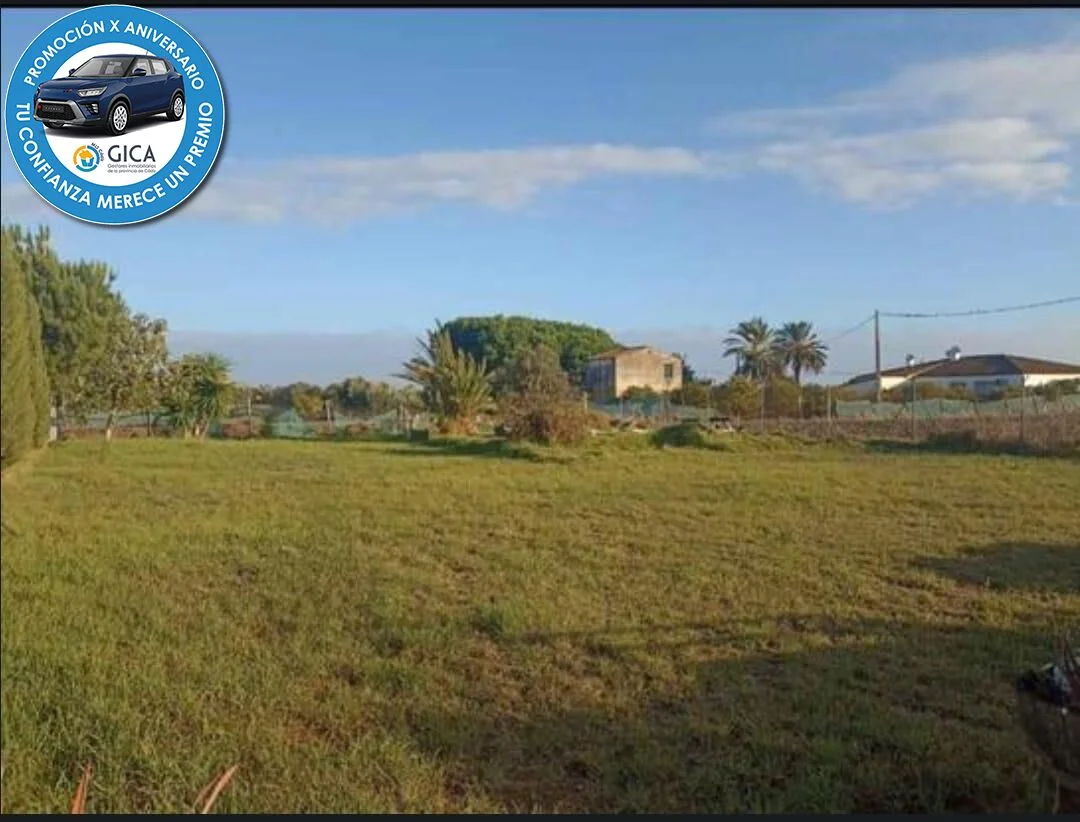 Parcela rústica de 800 m² en Cádiz