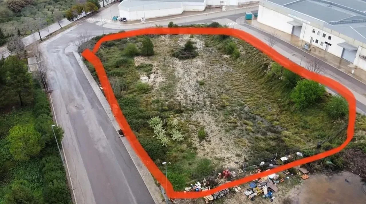 Industrial plot in Benissoda, 4,550 m²
