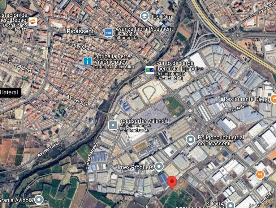 Parcela industrial en Picassent, 10.678 m²