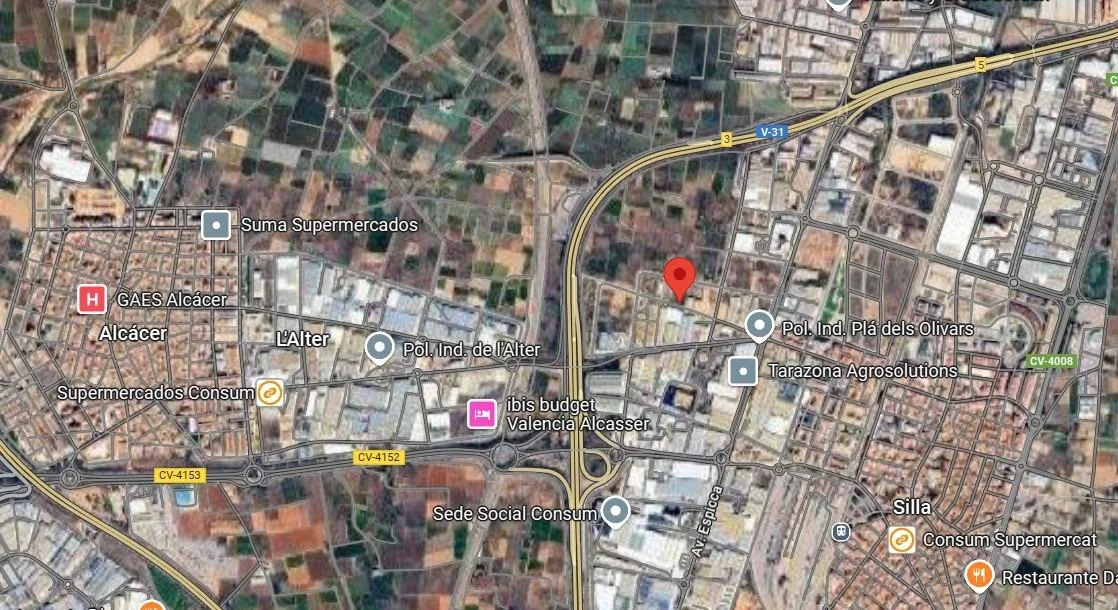 Parcela industrial en Silla, 2.360 m²