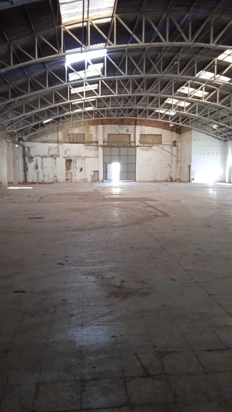 Nave industrial para reformar en Alcàsser