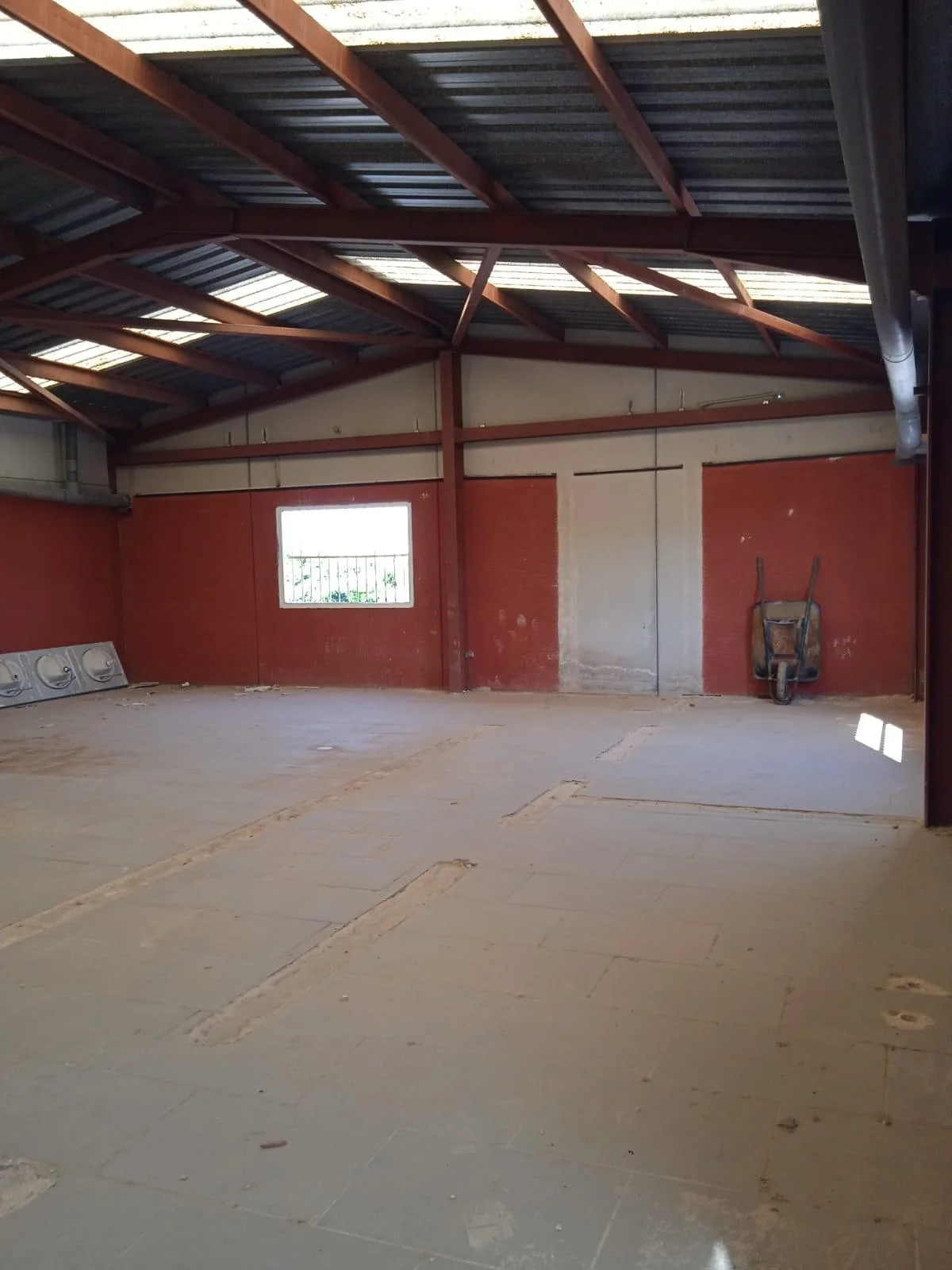 Good-condition industrial unit, 500 m²