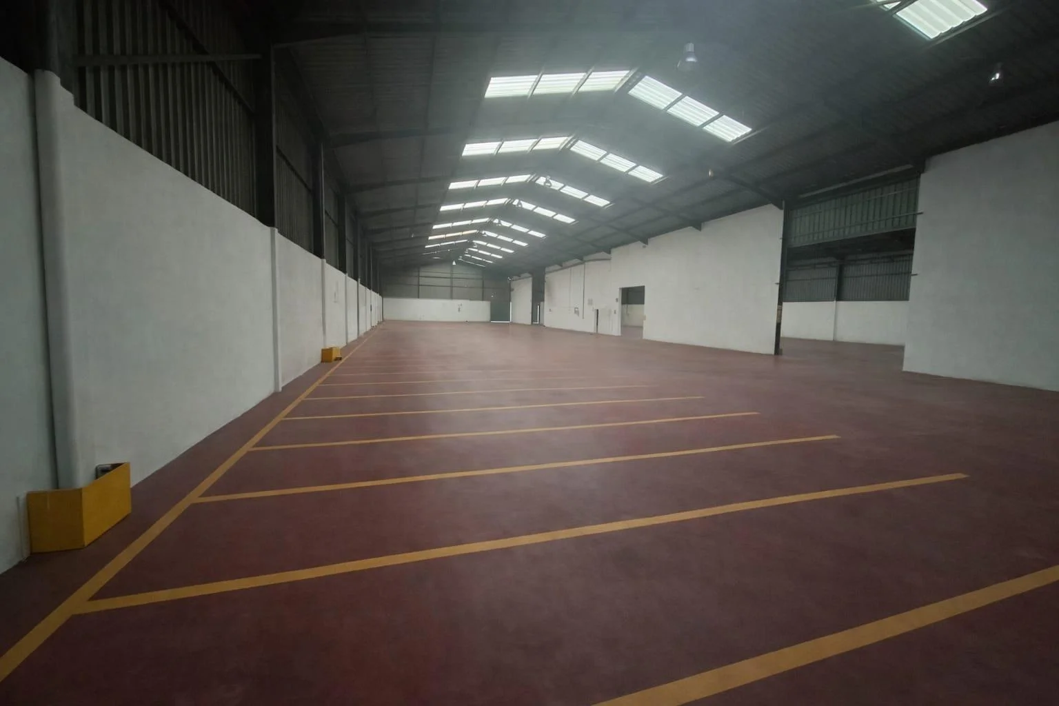 Industrial warehouse in Nules, 2,900 m²
