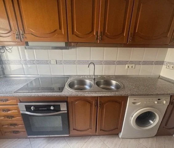 Piso de tres dormitorios en Fuensalida