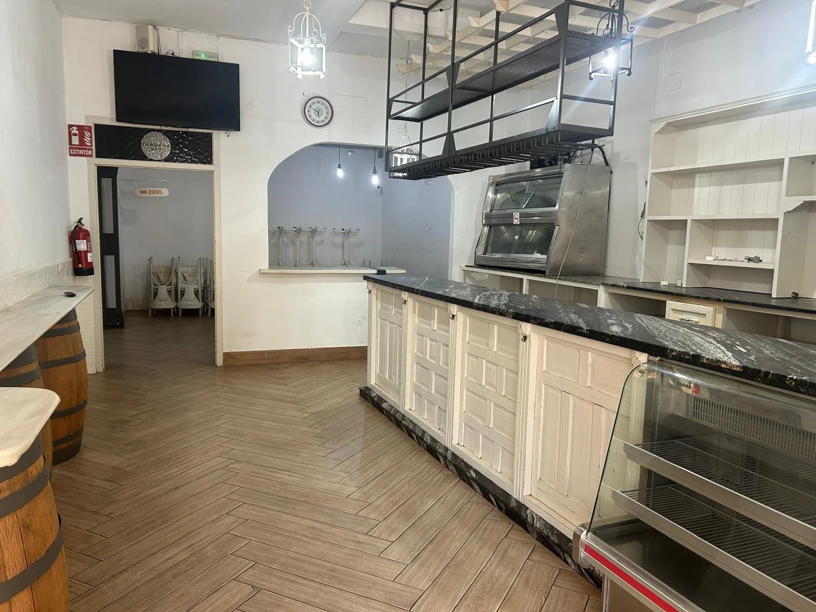 Reformed bar in La Fontanilla, 94 m²