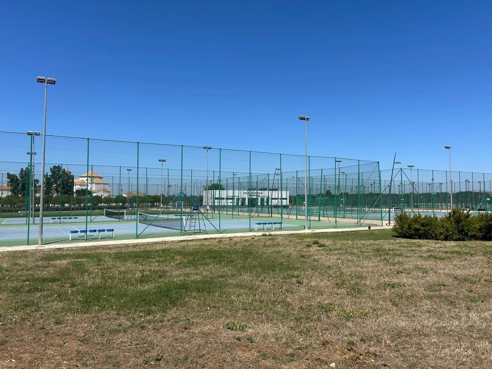 Solar edificable en Utrera, 250 m²