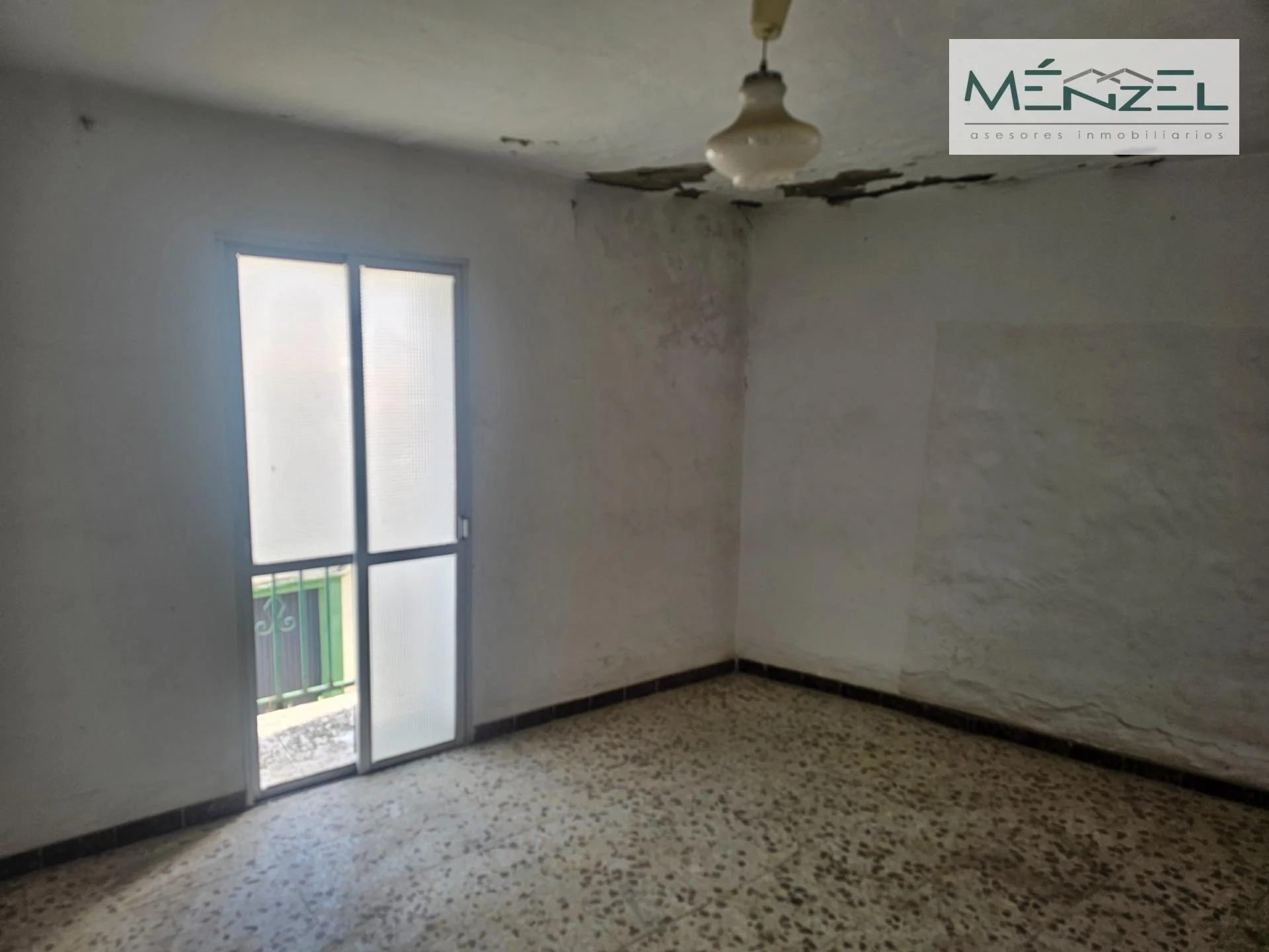 Casa para reformar en el centro de Coria del Río