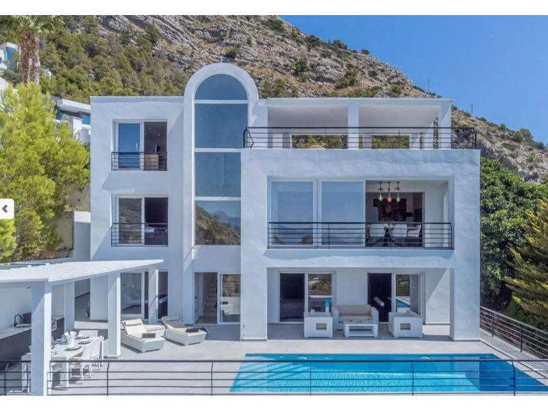 Villa reformada en Altea Hills, cuatro dormitorios