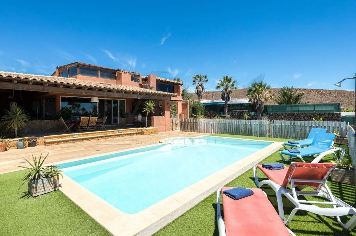 Villa de lujo en Parque Holandés, 5 dormitorios