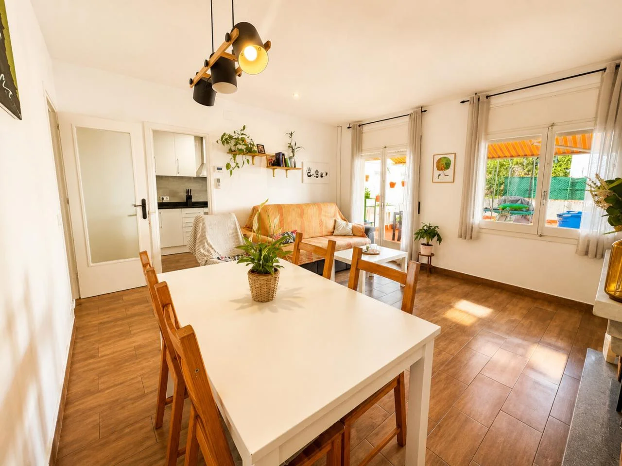 Apartamento reformado con terraza de 70 m²