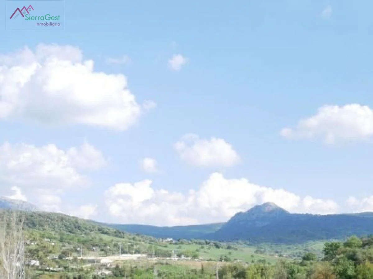Parcela edificable de 133 m² en Ubrique