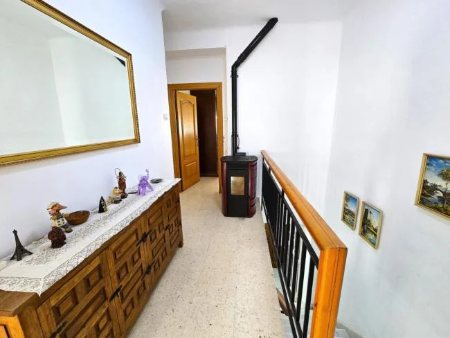 Casa reformada céntrica en Salar, 278 m²