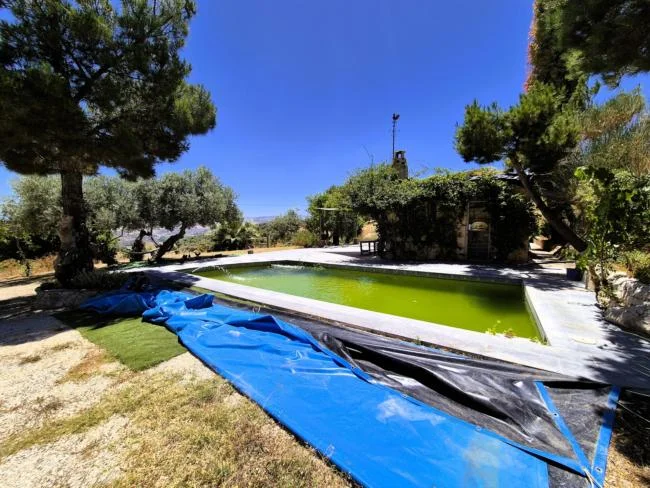 Rural olive finca with private pool