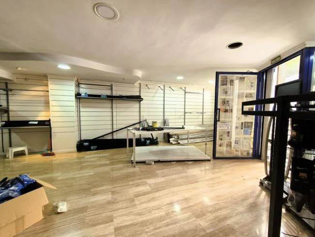 Equipped retail premises in Loja
