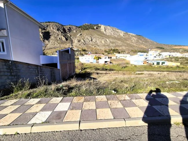 Solar edificable en Loja, 325 m²