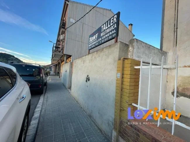 Parcela edificable junto al río y centro